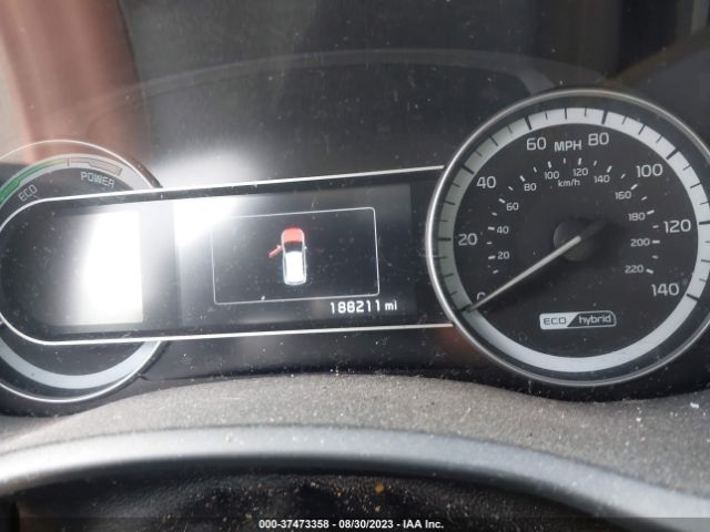 KNDCB3LC4J5157582 KIA NIRO LX