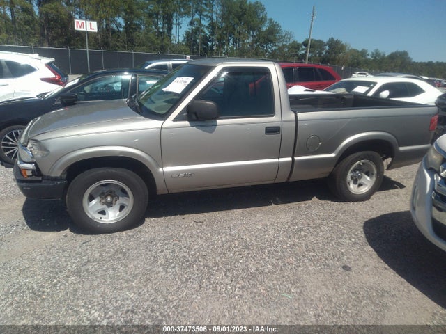1998 CHEVROLET S-10 VIN: 1GCCS14X6W8238420