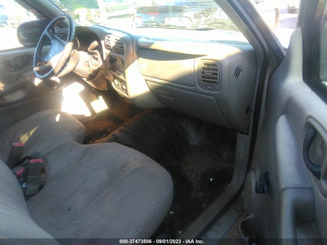 1998 CHEVROLET S-10 VIN: 1GCCS14X6W8238420
