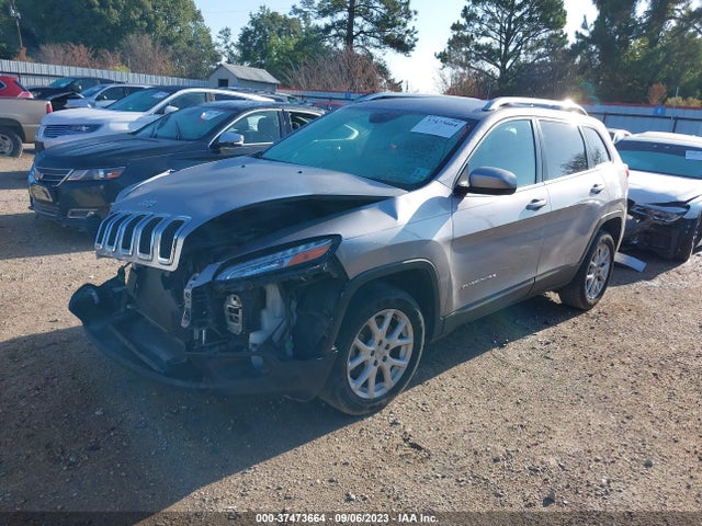 Jeep Cherokee Latitude 2018 1C4PJLCX9JD518074 Image 2