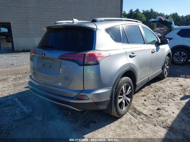 Toyota Rav4 Xle 2018 JTMRFREV2JJ191592 Image 4