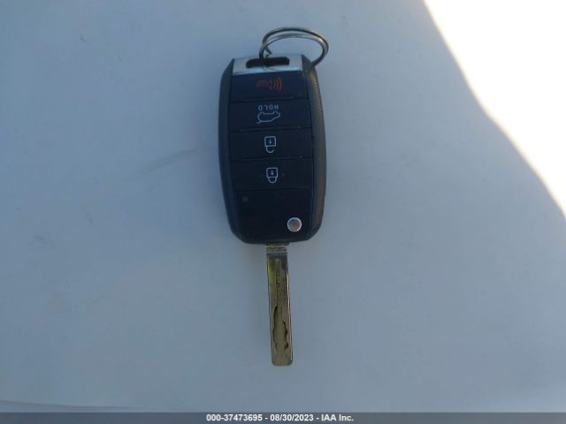 5XYKT4A71FG588612 KIA SORENTO LX