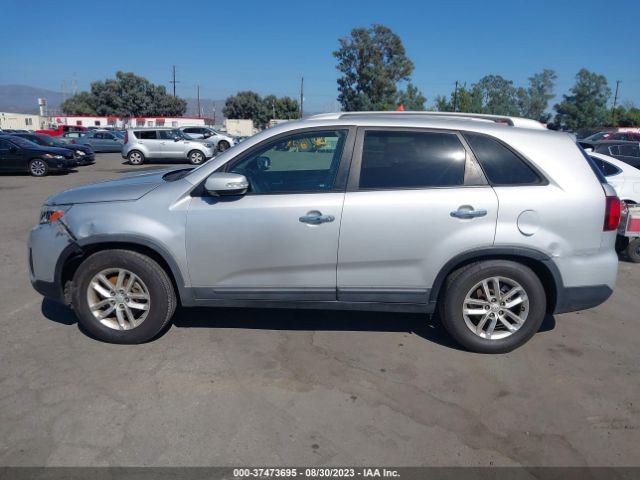5XYKT4A71FG588612 KIA SORENTO LX