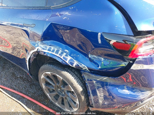 Tesla Model Y Long Range 2023 7SAYGDEE6PF766260 Image 6