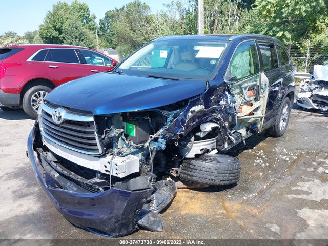 Toyota Highlander Xle 2014 5TDKKRFH7ES023493 Image 2
