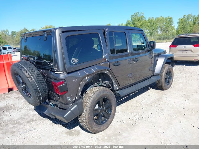 1C4HJXEG3MW711239 Jeep Wrangler Unlimited Sahara Altitude