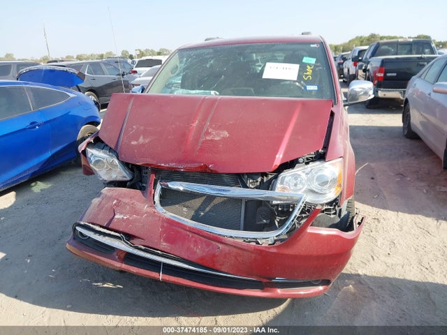 2C4RC1GG9GR174382 Chrysler Town & Country Limited Platinum