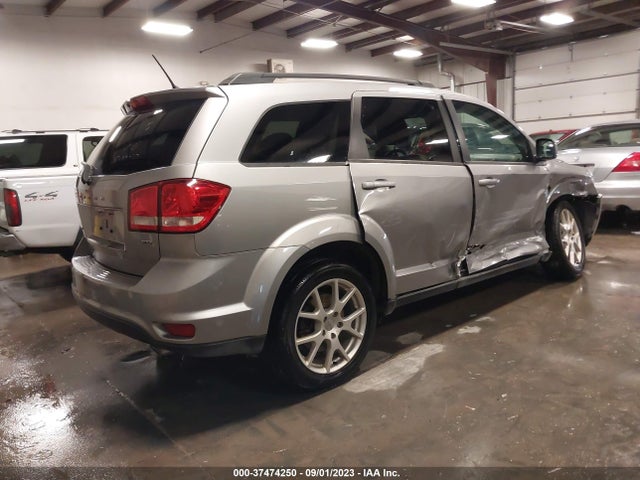 2015 Dodge Journey Sxt მანქანა იყიდება აუქციონზე, vin: 3C4PDCBG4FT588723, აუქციონის ნომერი: 37474250