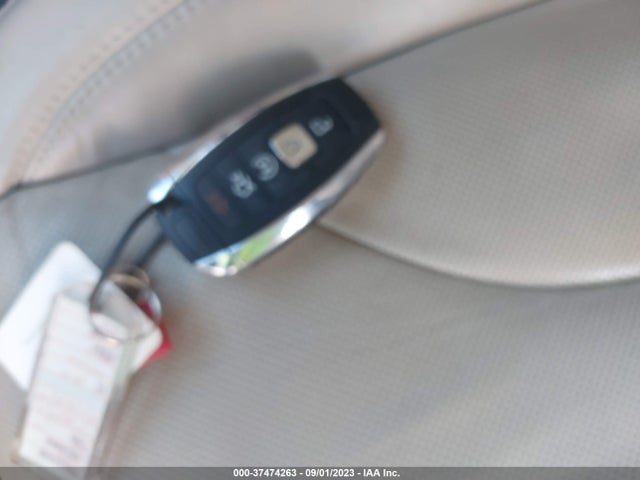 2LMPJ6LR6JBL25261 Lincoln Mkx Reserve