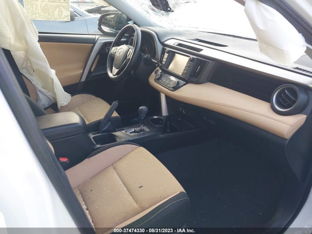 2018 TOYOTA RAV4 XLE/ADVENTURE VIN: JTMRFREV1JJ745057