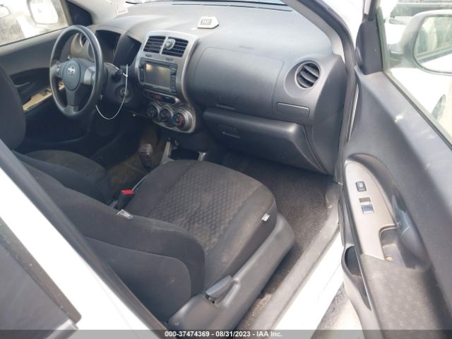 JTKKUPB48E1040956 Scion XD