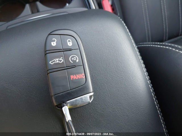 2023 Chrysler 300, VIN: 2C3CCABG7PH577381