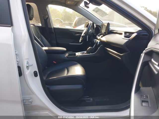 2020 TOYOTA RAV4 XLE PREMIUM VIN: JTMC1RFV4LD517915