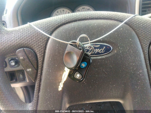 2006 FORD ESCAPE XLT VIN: 1FMYU03126KC55897