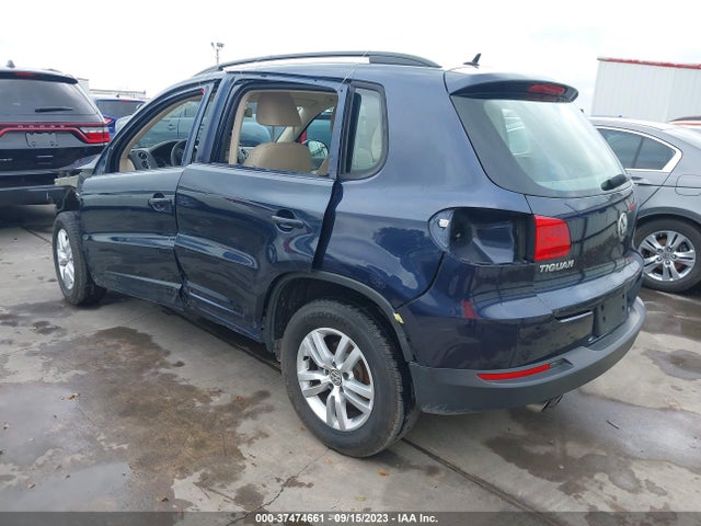 WVGAV7AX1GW577827 Volkswagen TIGUAN S
