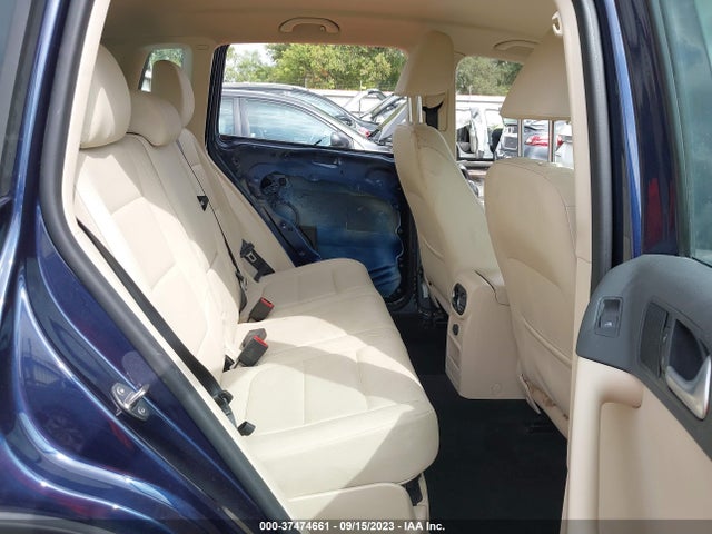 WVGAV7AX1GW577827 Volkswagen TIGUAN S