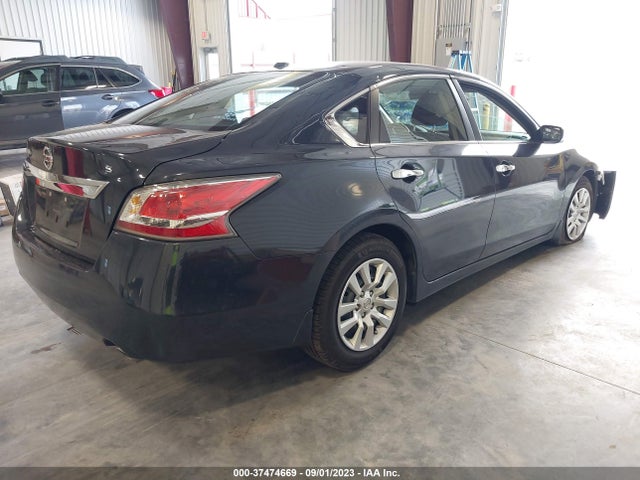 Nissan Altima 2.5 S 2015 1N4AL3AP5FC148294 Image 4