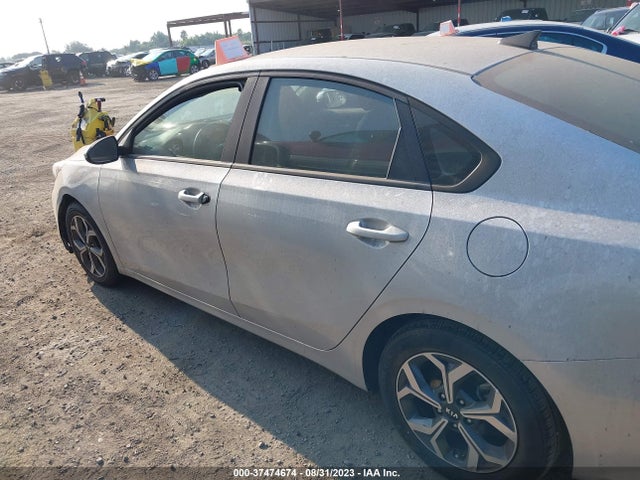 KIA Forte Lxs 2021 3KPF24AD0ME349038 Image 14