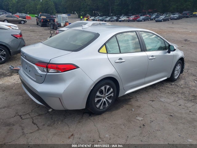 Toyota Corolla Hybrid Le 2022 JTDEAMDE9N3005199 Image 4