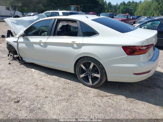 3VWEB7BU8KM153070 Volkswagen JETTA SEL