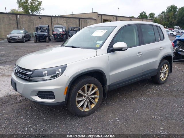 Volkswagen TIGUAN SE 2014 WVGBV3AX0EW524403 Image 2