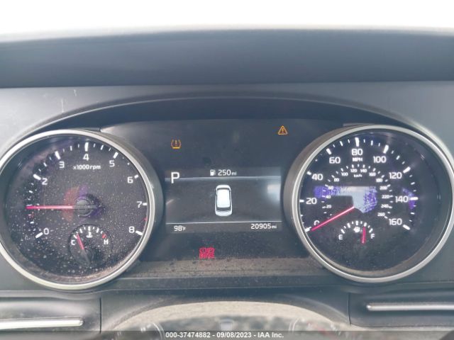 KNDNB4H37N6064112 KIA Carnival Lx