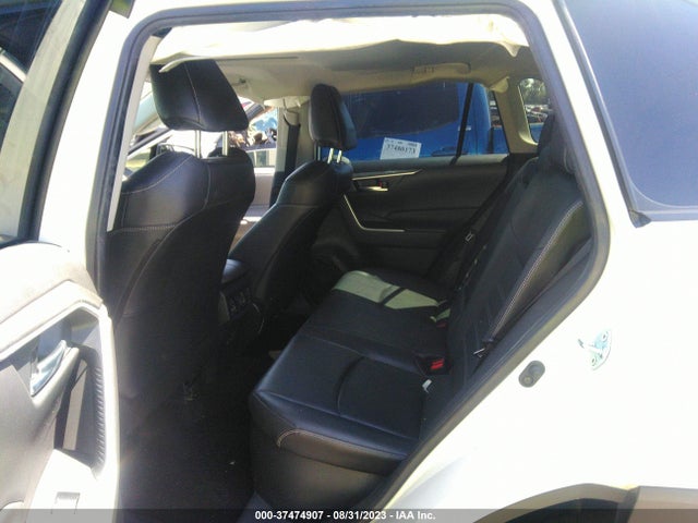 Toyota RAV4 HYBRID 2021 JTMB6RFV5MD011945 Image 8