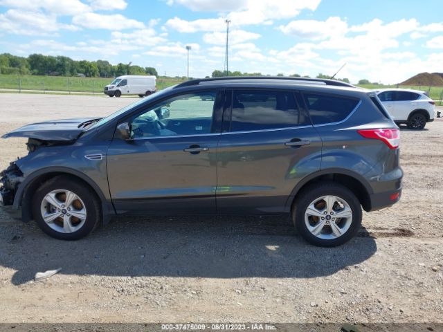 1FMCU9GX3GUC36875 Ford ESCAPE SE