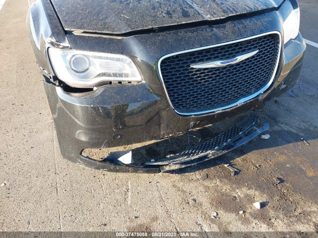 2C3CCAAG1JH250158 Chrysler 300 Touring