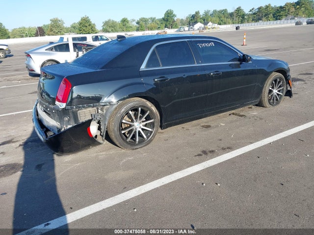 2C3CCAAG1JH250158 Chrysler 300 Touring