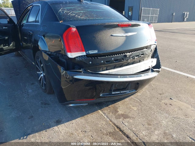 2C3CCAAG1JH250158 Chrysler 300 Touring