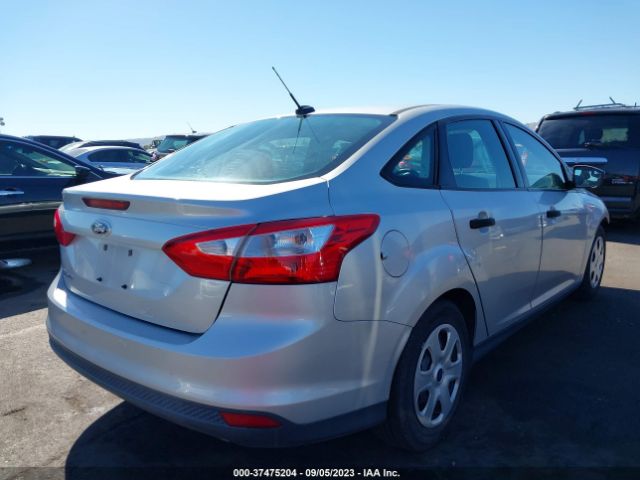1FADP3E20EL349860 Ford FOCUS S