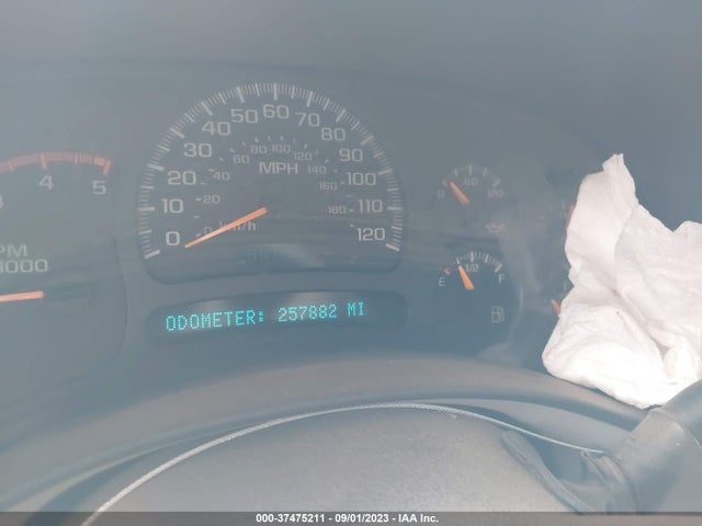 2005 CHEVROLET SILVERADO 2500HD LT VIN: 1GCHK23275F838858