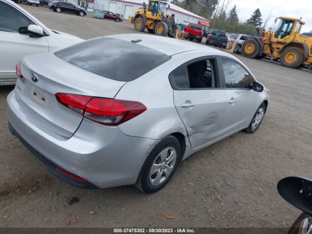 3KPFK4A79JE193264 KIA FORTE LX