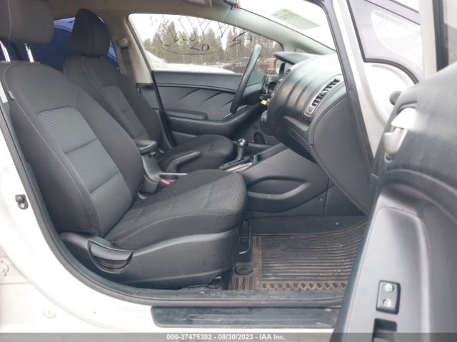 3KPFK4A79JE193264 KIA FORTE LX