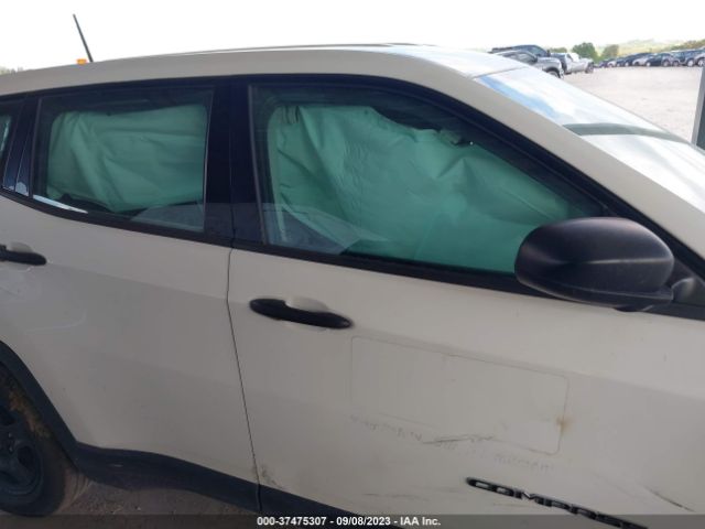 3C4NJCAB7JT263286 Jeep Compass Sport
