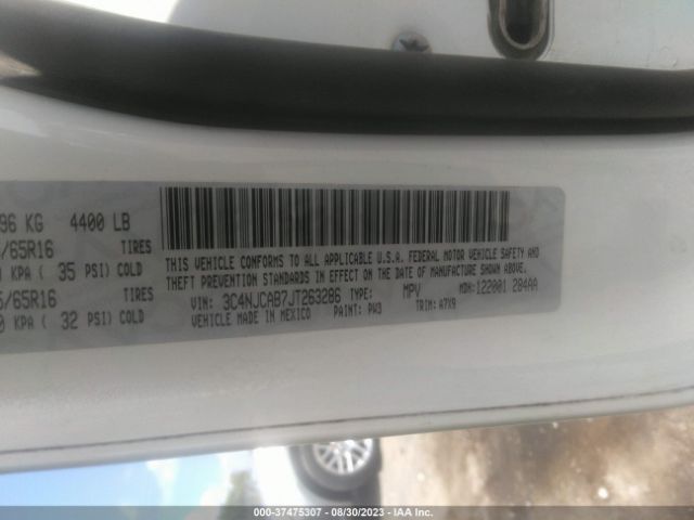 3C4NJCAB7JT263286 Jeep Compass Sport
