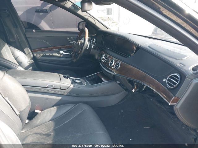WDDUG8FB6GA251765 Mercedes-Benz S-class S 550