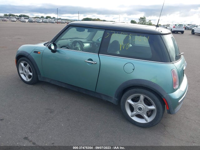 2003 MINI COOPER HARDTOP WMWRC33483TC40835 Photo 2