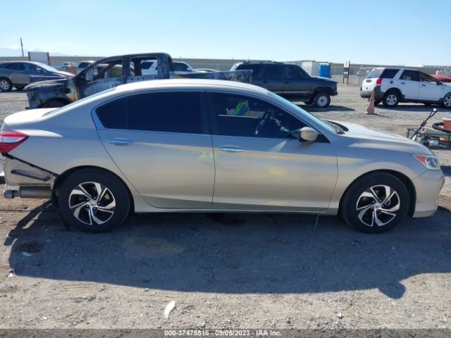 1HGCR2F32HA242411 Honda Accord Sedan Lx