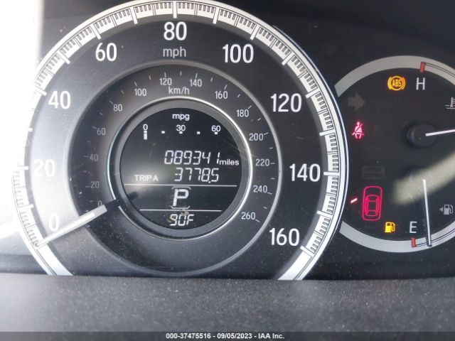 1HGCR2F32HA242411 Honda Accord Sedan Lx