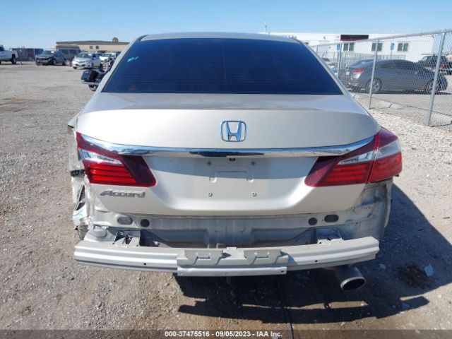 1HGCR2F32HA242411 Honda Accord Sedan Lx