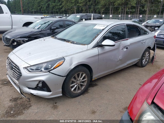 Hyundai SONATA SE 2018 5NPE24AF2JH699517 Image 2