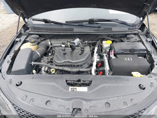 1C3CCCBG9FN661638 Chrysler 200 S