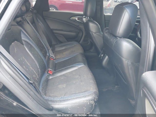 1C3CCCBG9FN661638 Chrysler 200 S
