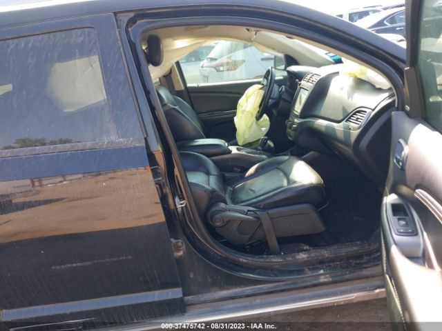 3C4PDCGG3JT170963 Dodge Journey Crossroad