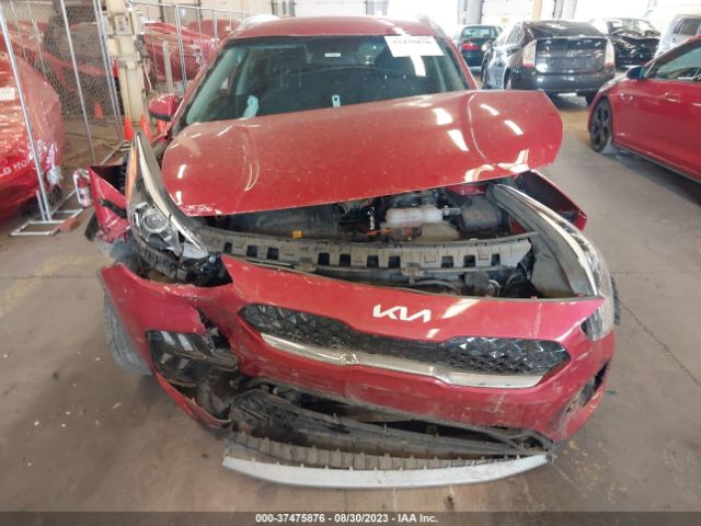 KNDCB3LC0N5540828 KIA NIRO LX