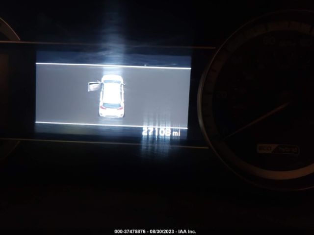 KNDCB3LC0N5540828 KIA NIRO LX