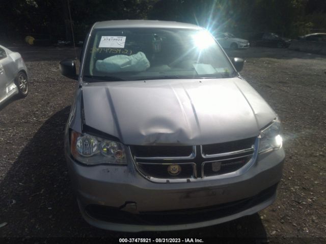 2C4RDGBG5JR225617 Dodge Grand Caravan Se