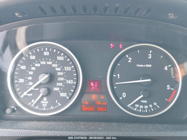 2011 BMW X5 35D VIN: 5UXZW0C52BL657637